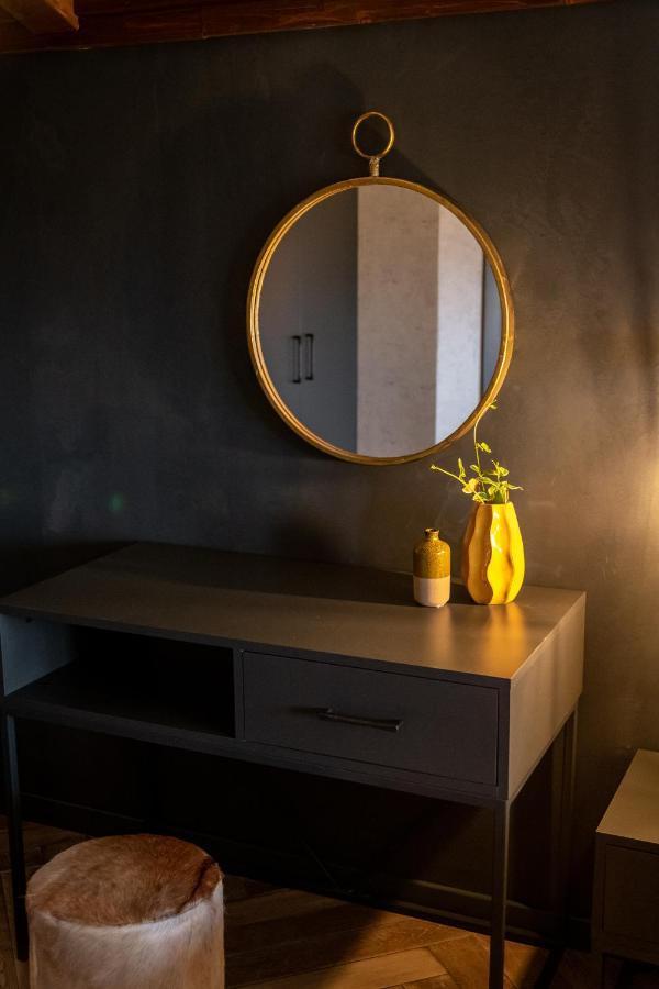 Hotel Hunters House Ezerets Екстер'єр фото