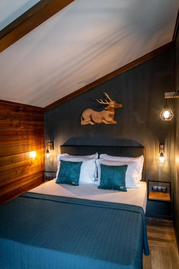 Hotel Hunters House Ezerets Екстер'єр фото